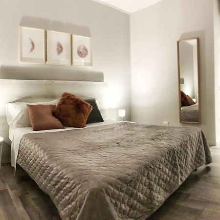 Appartamento Casa Emilia 西尔米奥奈 外观 照片