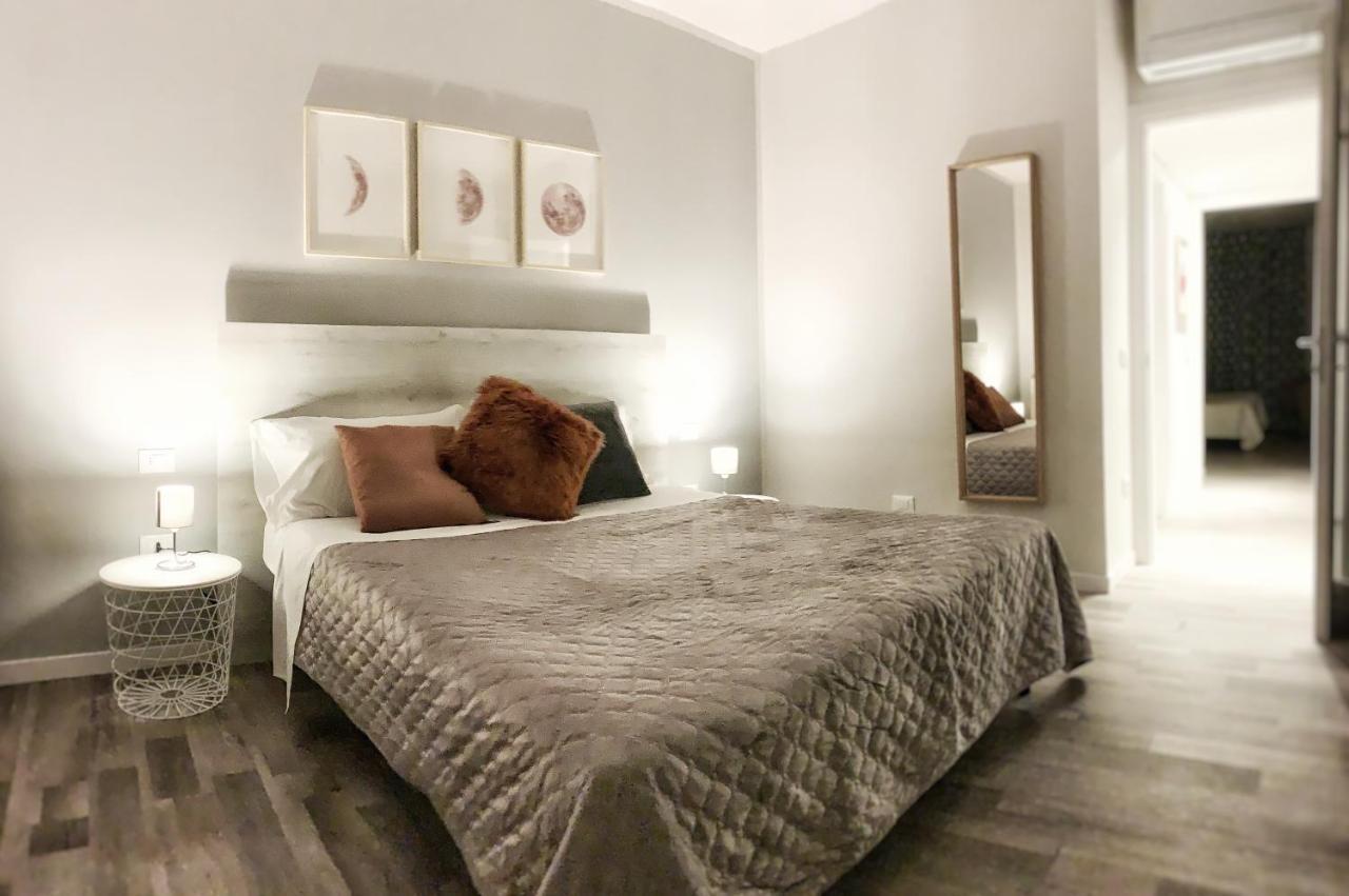 Appartamento Casa Emilia 西尔米奥奈 外观 照片