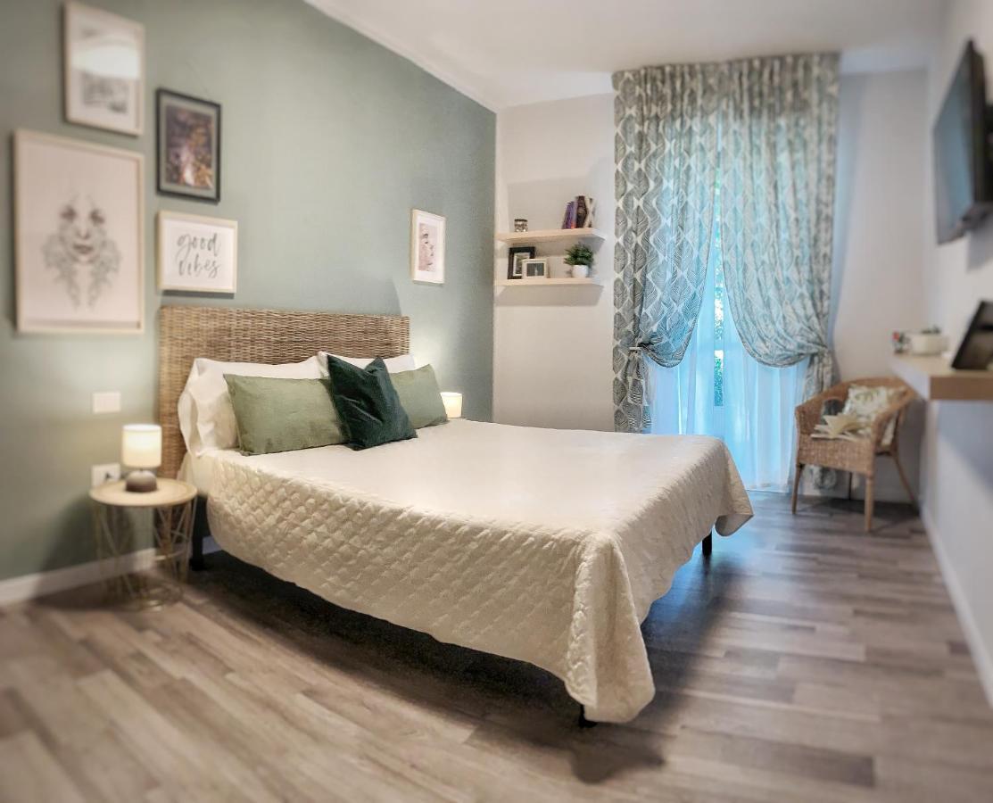 Appartamento Casa Emilia 西尔米奥奈 外观 照片
